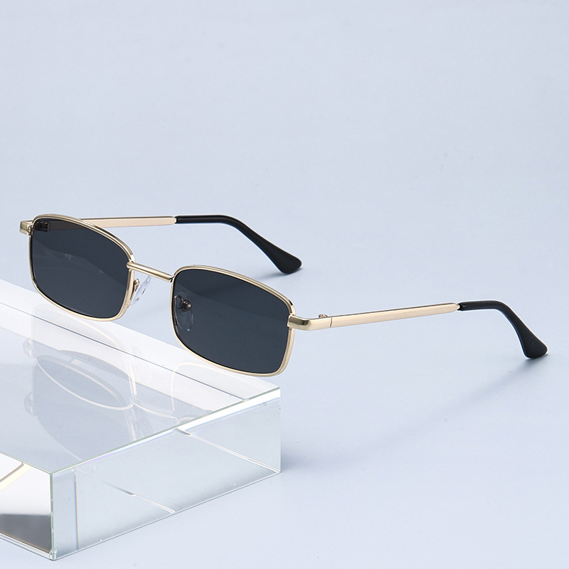 Fashion Punk Sunglasses Women  - Vintage Fashion Streetwear ulasan dan harga